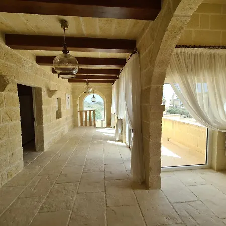 In Gozo With Large Pool & Garden Villa Birbuba