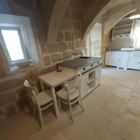 Villa In Gozo With Large Pool & Garden